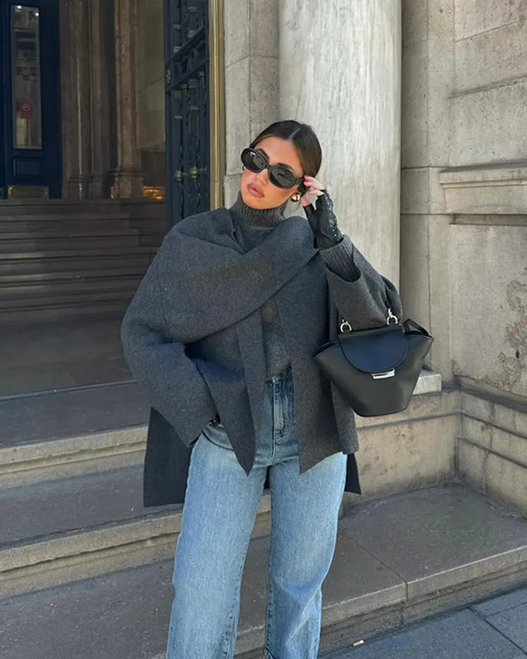 Dames Cape Vest met Scarf Kraag en Knoop Detail